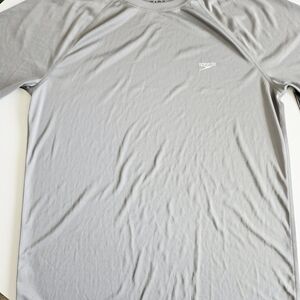 Speedo Men's Light Gray Short Sleeve Tee